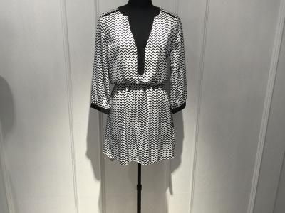 China Women Black And White Print Dress , Long Sleeve V Front Dress Spring / Autumn for sale