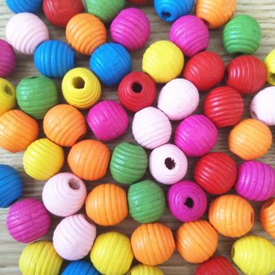 China Europe OEM and Small Order Accepted Wholesale Unfinished Flat Round Red Wooden Beads for sale