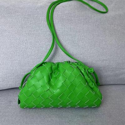 China New Hot Sale Fashion Grass Green Cloud Bag Luxury Brand Women Scare Pattern Shoulder Split Leather Woven Handbags for sale