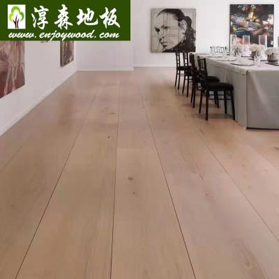 China Big Size Modern Wood Flooring Wide Board Plank Wood Flooring 3 Meters Long 5 Meters Long Wood Flooring for sale