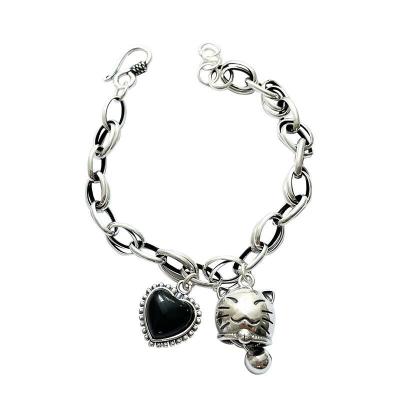 China Retro 925 Silver Lucky Cat Double Buckle Bracelet Women Ladies Simple Design Bracelet for sale