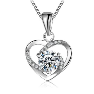 China Europe and America new product charm ladies clavicle chain Diamond Heart Necklace Luxury 925 Sterling Silver Pendant Necklace for sale