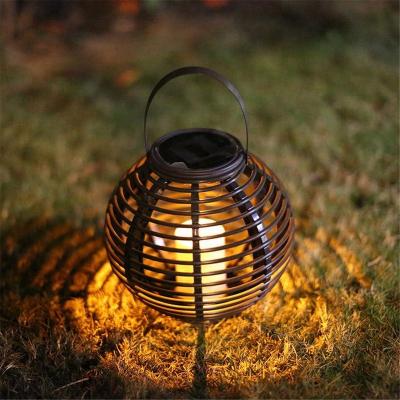 China Garden Rattan Solar Lantern Hanging Outdoor Decorative Lights for Garden for sale