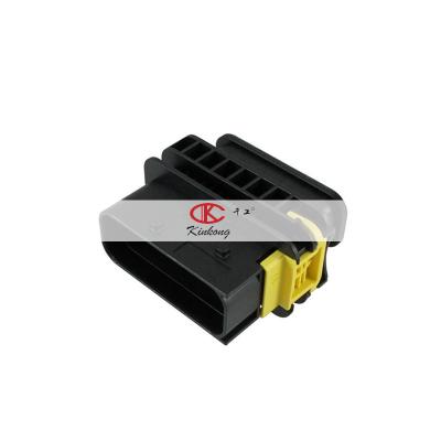 China Automotive Series 15 Pin Kinkong HDSCS Male Waterproof Connector Tyco 1-1564530-1 for sale