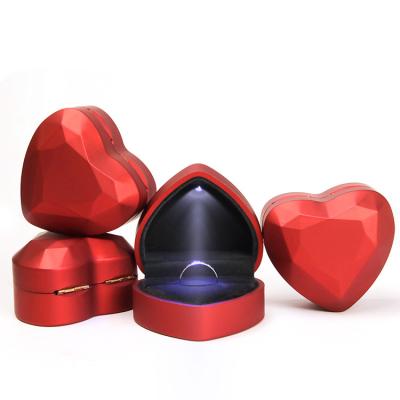 China Jewelry Packaging Heart Shape Rubber Paint Bracelet Ring Jewelry Box Soft LED Par Box Jewelry Gift Box Package for sale