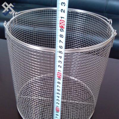 China Corrosion Resistance Well Appreciated Chrome Vegetable Rectangular Steel Wire Mesh Baskets For Sale for sale