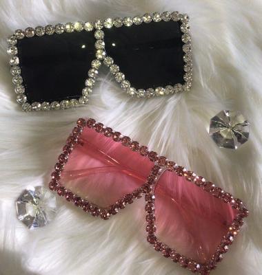 China Luxury Women Oversized Sunglasses For Diamond Designer Big Frame Square Sunglasses High Quality Wholesale Luminous Luxury Rhinestone for sale