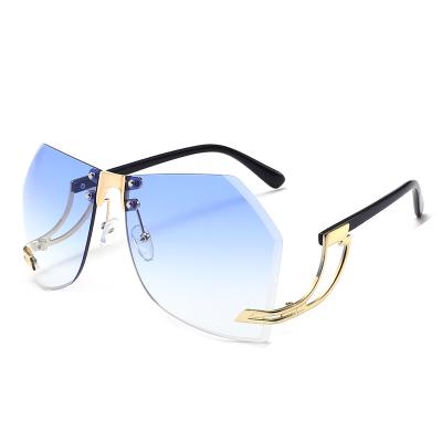 China Wholesale High Quality Luminous Luxury Diamond Large Unique Square Frame Oversized Sunglasses for sale