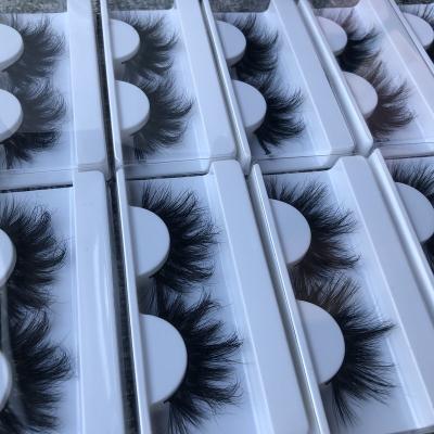 China Natural Soft Natural Lashes 20mm Lashes 6d Mink Premade Cotton Strip False Black Mink Eyelashes for sale