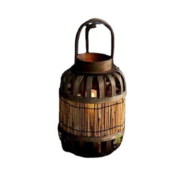 China Wholesale Home Decoration 2021 Bestselling Stiff Spike Open Straw Lanterns With Handles for sale