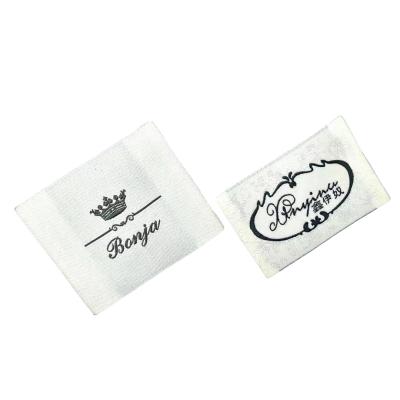 China Viable Wholesale Custom Neck Label Machine Automated Damask Quality Woven Label Accessories for sale