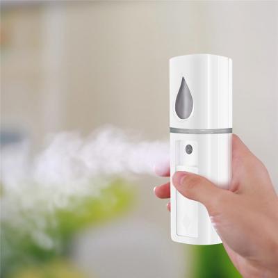 China 20ml Moisturizer Mini Facial Toner Rechargeable Electric Nano Spray Device Mini Facial Toner Mist Spray Beauty Mist Sprayer for sale