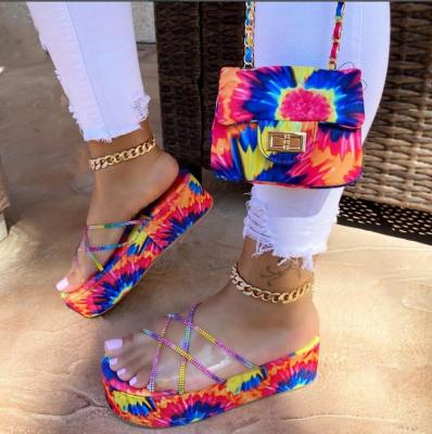 China Women 2021Anti-skid explosion shoes stylish sandal with purses places new comfortable fashion slippers and bags for sale