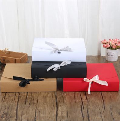 China Hot-selling Materials Pillow Paper Box Recycled Packaging Pillow Box Luxury Customized Packaging With Ribbon for sale