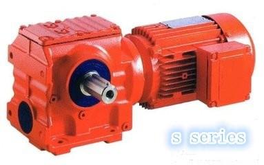 China High Strength Alloy Steel S Series Worm Gear Motor Helical Gear Units For Screw Conveyor for sale