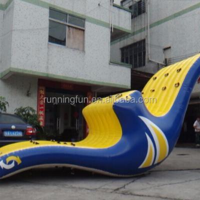 China good quality 0.9mm pvc tarpaulin 2021 plato inflatable water teeterboard, water teetertotter for sale for sale