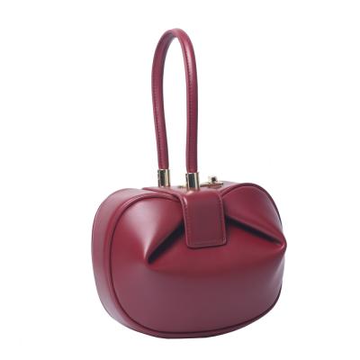 China Lady Bag For Female small women's handbag genuine leather handbag new version dumpling shape waterproof bag for sale