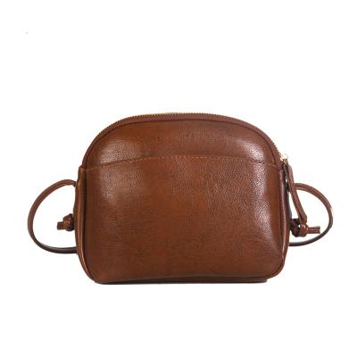 China Custom Factory Fashion Vintage Messenger Bag Shoulder Bag Leather Handbag Women Cross - Body Bag for sale