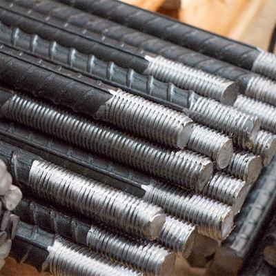 China Wholesale Building Construction 10 Mm Rebar Deformed Bar Price By 12mm 14 Mm Screw Thread Steel Rebar for sale