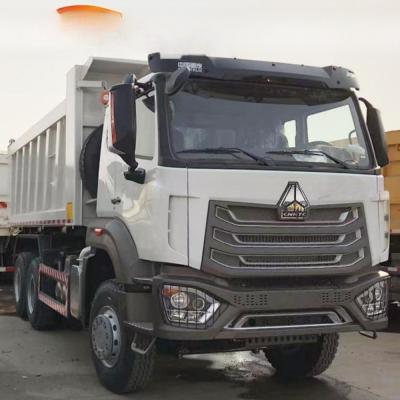 China Dirección izquierda Sinotruk Howo 6x4 camión de descarga Usado 375hp 10 ruedas 20CBM camiones de remate en venta