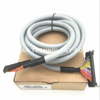 China HMI PLC Programming Cable XW2Z-300B for sale