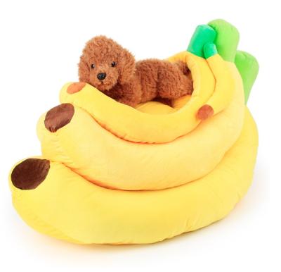 China Breathable Banana Shaped Dog Beds Warm Soft Dogs Sofa Bed For Sleeping Cat Dog Mat Pad Detachable for sale