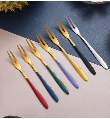 China Sustainable Hot Sale Food Grade Dessert Gold Forks Set Luxury 304 Stainless Steel Fruit Forks Set for sale