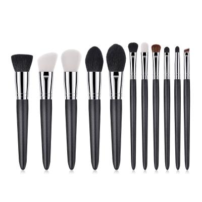 China Angular Blush Wholesale Custom Makeup Brush Private Label Logo Makeup Brush Foundation Black 11pcs Brush for sale