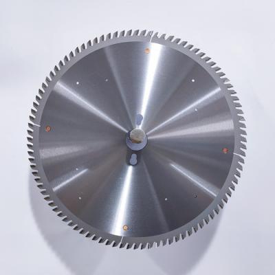 China Tungsten Carbide Tips Sliding Table Saw Blade Manufacturer for sale