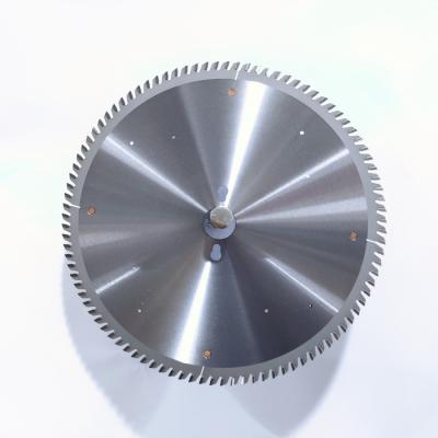 China Tungsten Carbide Tips Carbide Circular Saw Blade For Cutting Wood for sale