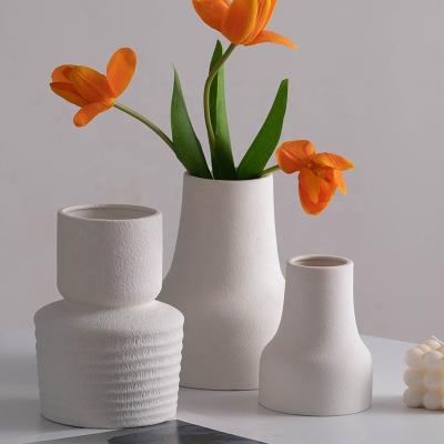 China Modern Nordic white ceramic dry cabinet living room flower vase TV simulation flower decoration simplicity table flower arrangement for sale