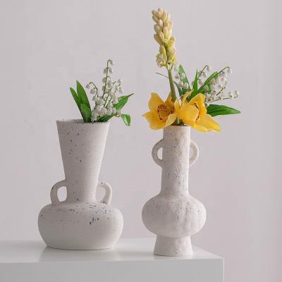 China Central Institute of Statistics simple and modern Nordic white creative ceramic decoration dry flower vase flowers simple living room layout decoration for sale