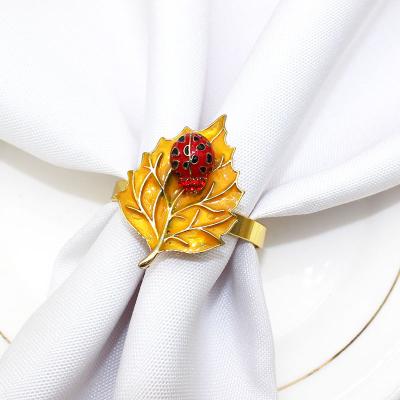 China Viable Autumn Leaf Napkin Rings Maple Leaf Napkin Ring For Thanksgiving Halloween Supply HWL43 for sale