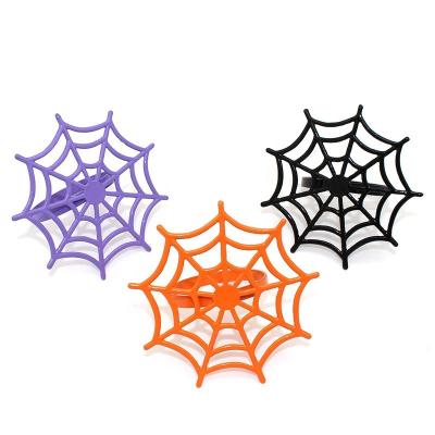 China Viable Black Halloween Napkin Rings Cobweb Napkin Ring Holder Metal Animals Napkin Rings For Table Decoration HWH13 for sale