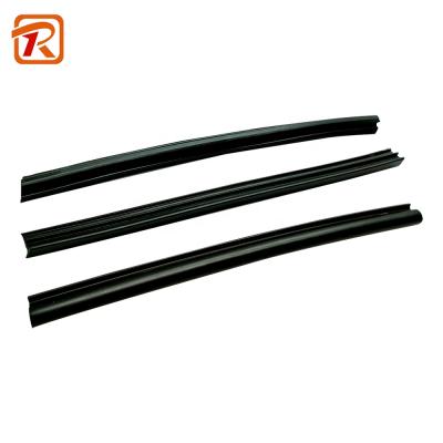 China Extruded Modern Custom Waterproof Made Epdm Rubber Gaskets Strips For Glass Profile for sale