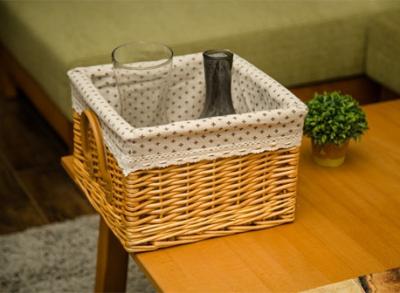 China wicker baskets willow storage baskets with mat square shape water cleaning with mat white light brown color for sale