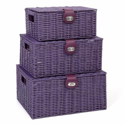 China Sustainable Bulk Office Plastic Rattan Storage Basket With Lid for sale