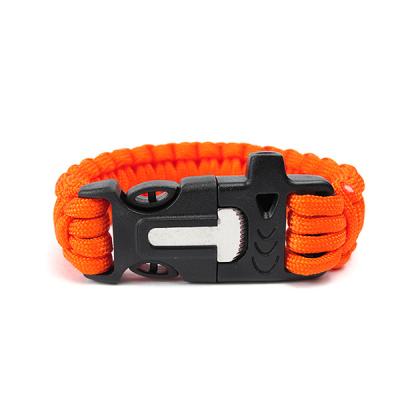 China Durable Paracord Multi-Functional Outdoor Survival Paracord Paracord Tool Scraper Whistle Whistle Buckle Tactical Wristband for sale