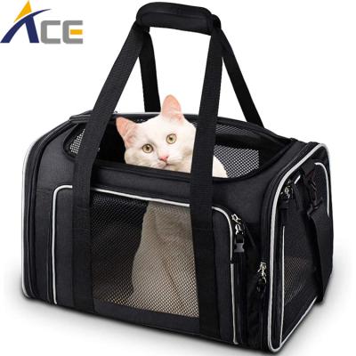 China Multifunctional Fashion Breathable Travel Shoulder Straps Packing Carriers Pet Bag for sale