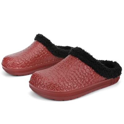 China Fashion trend plus size winter cotton women's shoes plush waterproof hot sale home slipper for sale