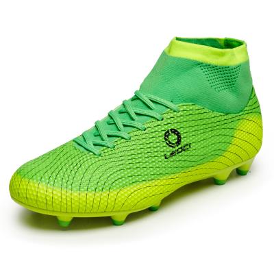 China Latest Popular Comfortable EVA Soccer Shoes Soccer Boots for sale