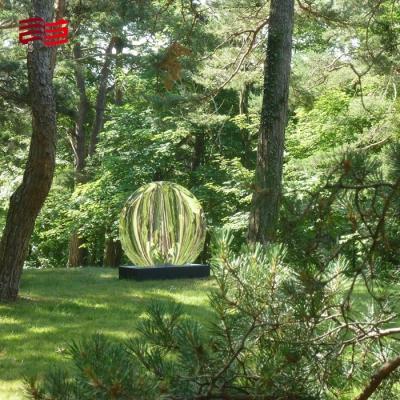 China Custom Printing Large Stainless Steel Sculpture for Outdoor Abstract Art Installation for sale