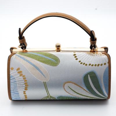 China Lady Pu Bags Women's Classy Shoulder Bags Custom Made ODM OEM Style Silk Fabric Women's Creative Waterproof Leather Handbag Purse for sale