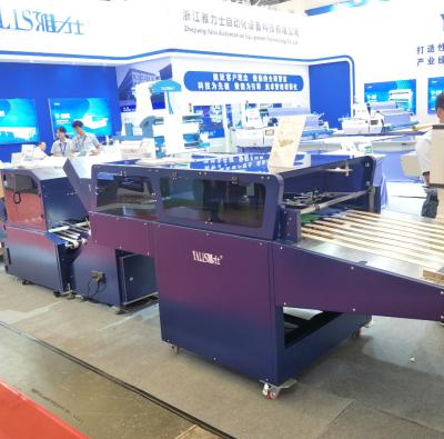 China Garment Shops Folding And Shirt Packing Machine for sale