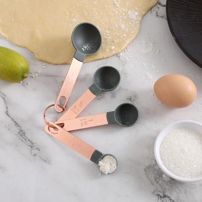 China Wholesale 8pcs Viable Plastic Nested Measuring Cups And Spoons Set With Copper Handle Rose Gold Handle Cooking Tools Measuring Tools for sale