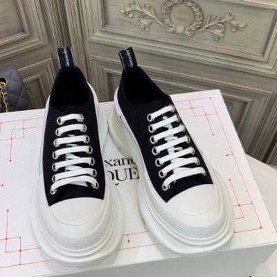 China Really High Quality Gleaming Tread Canvas Shiny Canvas Tenis Shoes Thick Sole Causal Queen Low Sneakers for sale