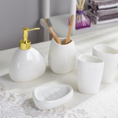 China Lanfengye Sustainable Modern Bathroom Set Sustainable Ceramic Bathroom Accessories Set White Porcelain Bathroom Set for sale