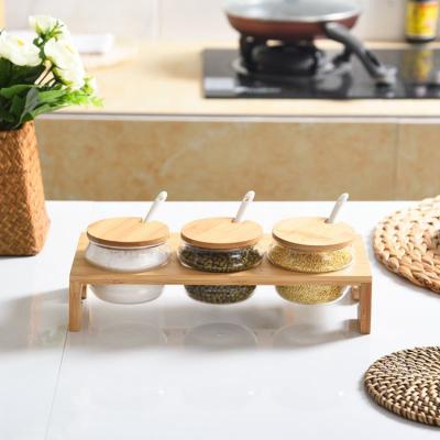 China Lanfengye Sustainable Kitchen Round Spice Jar Spice Transparent Glass Container Condiment Glass Containers for sale