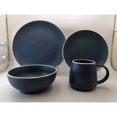 China Sustainable Wholesale European Luxury Ceramic Rustic Stoneware Tableware Dinnerware Set for sale