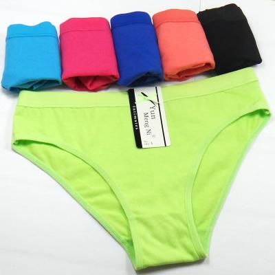 China Wholesale Antibacterial Plus Size Breathable Underwear Women Thong Briefs Solid Color Invisible Brazilian Panties for sale